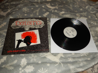 The exploited - Let's start a war vinyyli