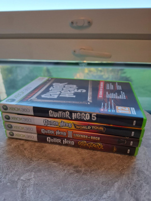 Kasa erittäin hyviä Guitar Hero pelejä Xbox 360:lle