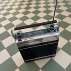 Sony matkaradio 1960 -luvulta - pikkukuva 1