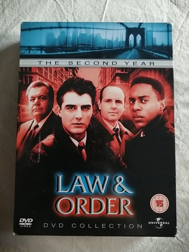Law & Order season 2 (Kova laki)