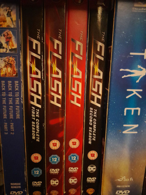 the flash sarja kausi 1-4
