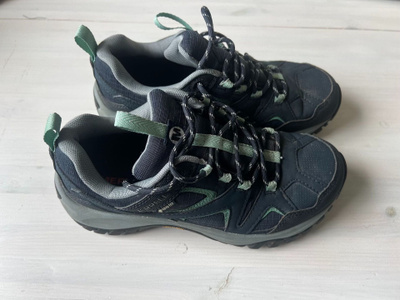 Merrell siniset goretex vibram naiset