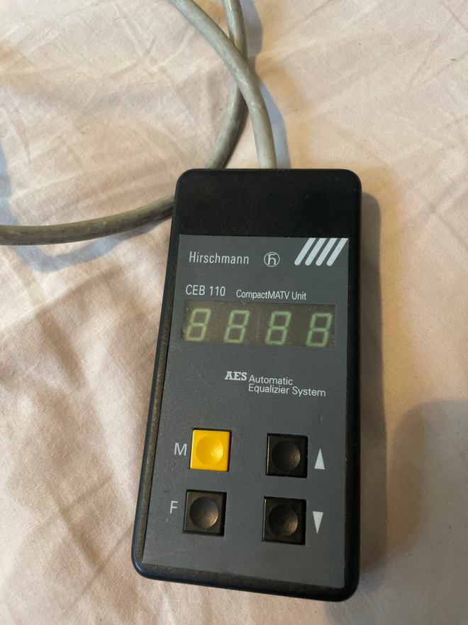 Hirschmann CEB 110 CompactMATV Unit - mittalaite / antennila