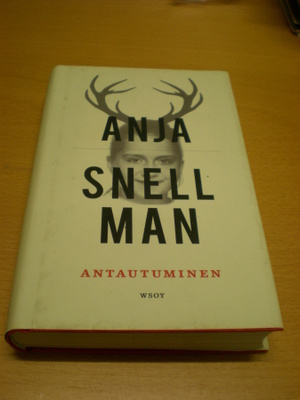 Anja Snellman: Antautuminen