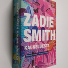 Zadie Smith : Kauneudesta - pikkukuva 1