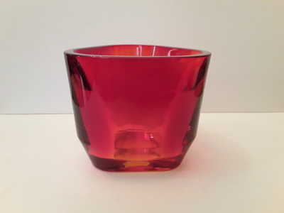 Iittala Tris punainen tuikku