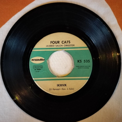 FOUR CATS 7”:Ikävä/Lennä mun lempeni laulu, KS 535 SCANDIA