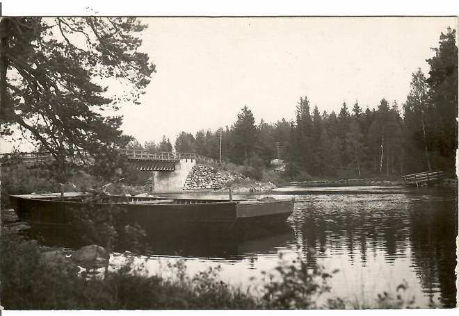 I RUOVESI SILTA JA "LOSSI" EI KUSTANNETTU SÄRKKÄ....