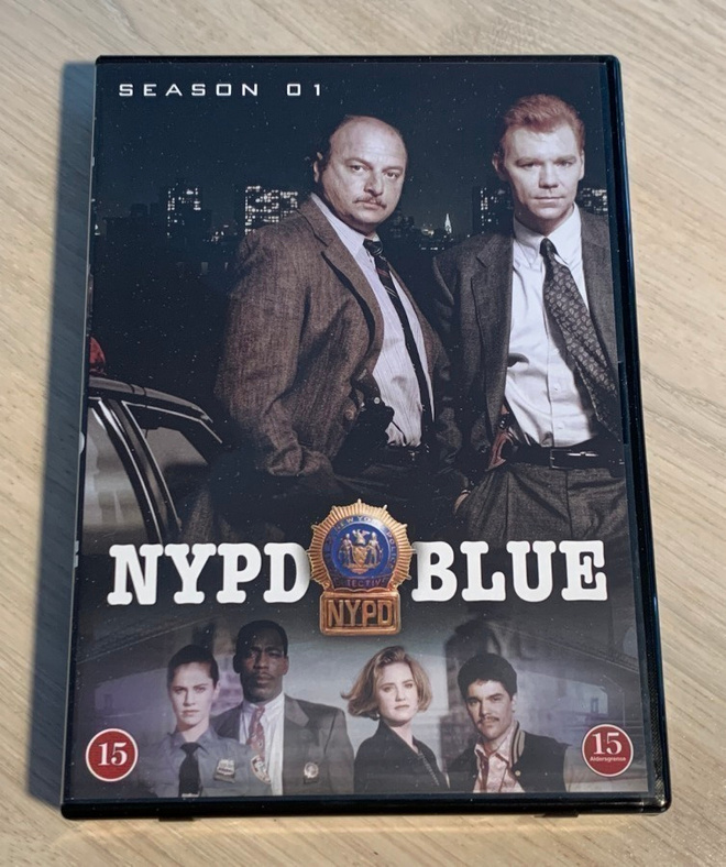 NYPD Blue: Kausi 1 (6DVD) Emmy-palkittu rikossarja