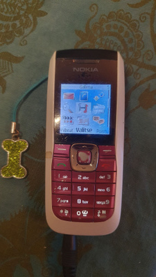 Nokia 2626 + alkup. laatikko ja kuulokkeet