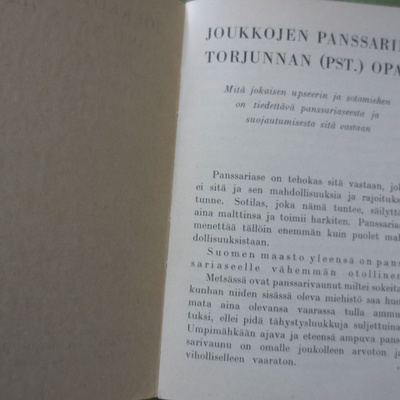 Joukkojen Panssarintorjunnan Opas v.1939
