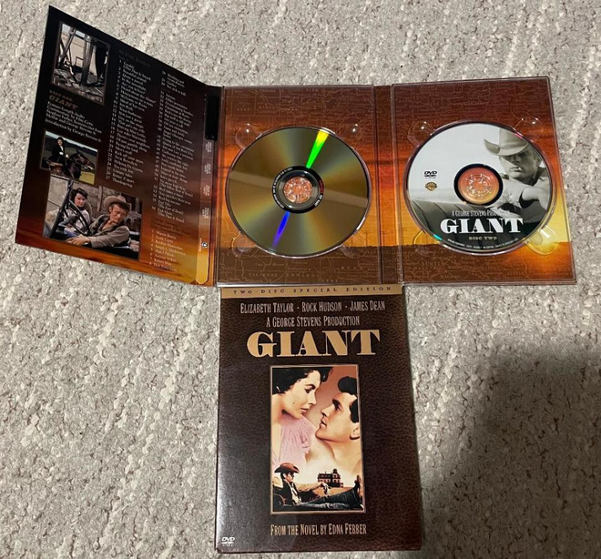 GIANT R1  Elizabeth Taylor, Rock Hudson, James Dean