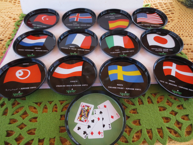 13 Kpl Juoma  alustoja, eri maita - kortit