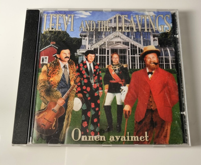 LEEVI AND THE LEAVINGS - Onnen avaimet (cd)