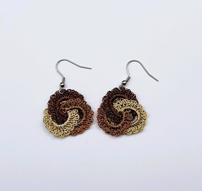 Rengasketju -korvakorut - Ruskeat - 2,8 x 4,8 cm