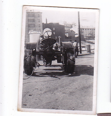 Valokuva Kiva Traktori tai Mika lie Kone? Farmall n.1940-l
