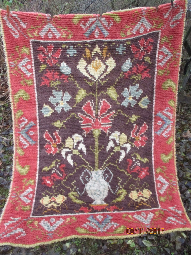 Wanha ryijy / 185 cm x 138 cm,,Upea