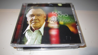 KARI TAPIO Vieras Paratiisissa