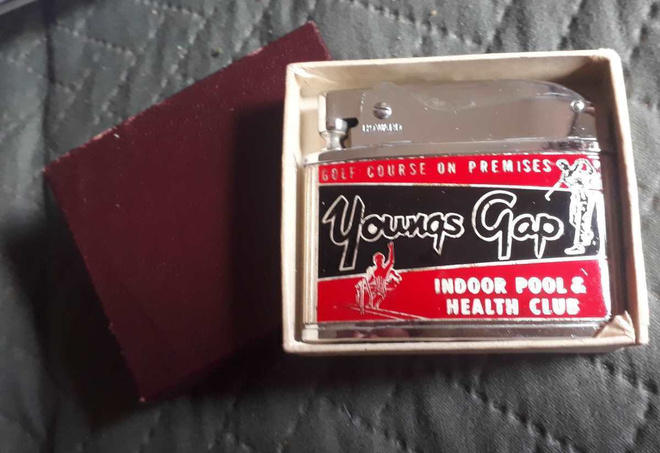 Vintage tupakansytytin 1950-60's Youngs Gap