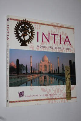 Chakravarthi Ram-Prasad : Intia : monen kulttuurin koti