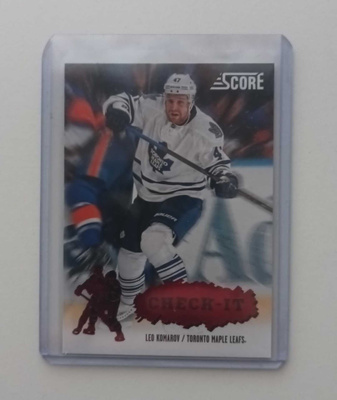 13-14 Score Check-It Leo Komarov Rookie