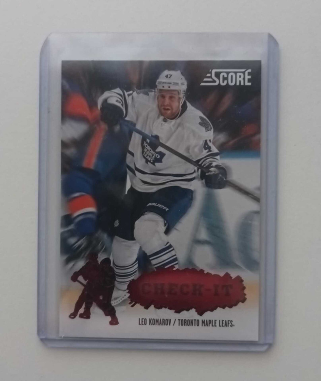 13-14 Score Check-It Leo Komarov Rookie