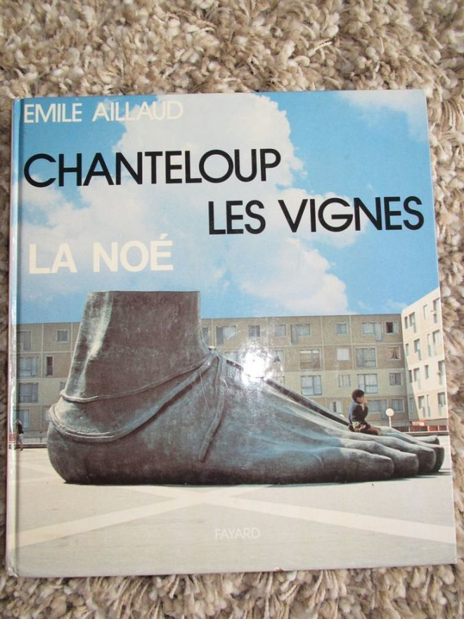 Emile Aillaud: CHANTELOUP LES VIGNES - LA NOÉ
