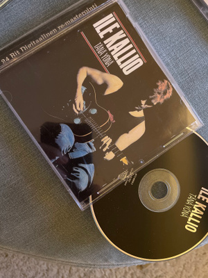 Ile Kallio . Tänä yönä remaster CD