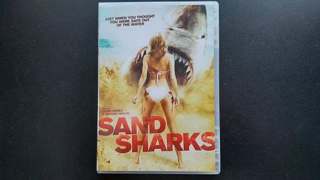 DVD: Sand Sharks (Corin Nemec, Brooke Hogan 2012)