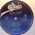 MICKEY GILLEY :: TEN YEARS OF HITS :: 2 x VINYYLI LP 1984 - pikkukuva 3