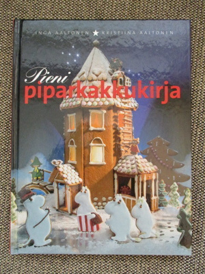 PIENI PIPARKAKKUKIRJA (= uusi)