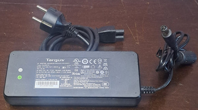Virtalähde Targus 150W