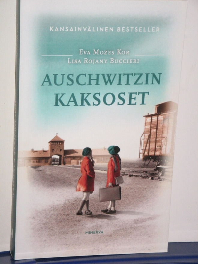 Kor - Bucccieri : AUSCHWITZIN KAKSOSET