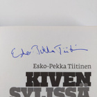 Esko-Pekka Tiitinen : Kiven sylissä (signeerattu) - pikkukuva 3