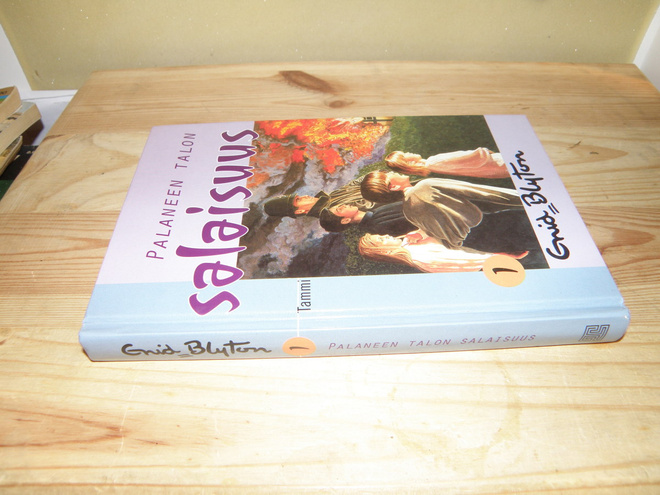 Enid Blyton Palaneen talon salaisuus (sidottu)