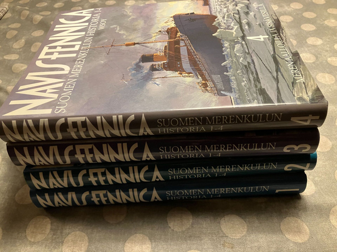 Navis Fennica Suomen merenkulun historia 1-4 HIENOT