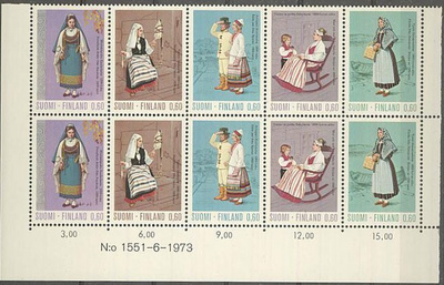 1973 kansanpuvut 10-nro-ryhmä ++