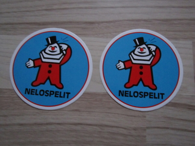 Nelospelit -tarra 2 kpl