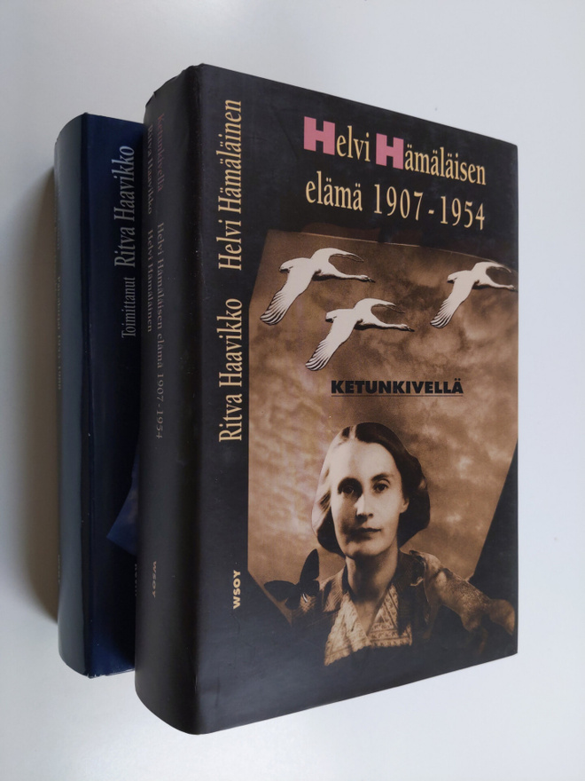 Helvi Hämäläinen ym. : Ketunkivellä : Helvi Hämäläisen el...