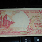 Indonesia 100 Rupiah 1992 P127 XF- - pikkukuva 1