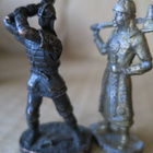 Kaksitoista metallista mini-figuuria - pikkukuva 3