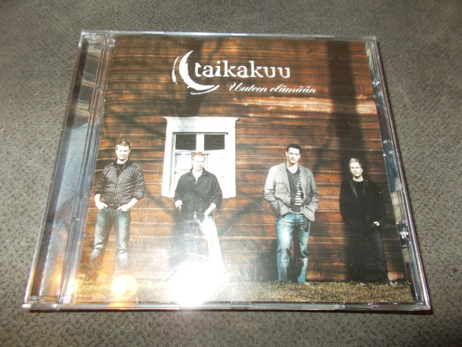 CD TAIKAKUU ** UUTEEN ELÄMÄÄN **