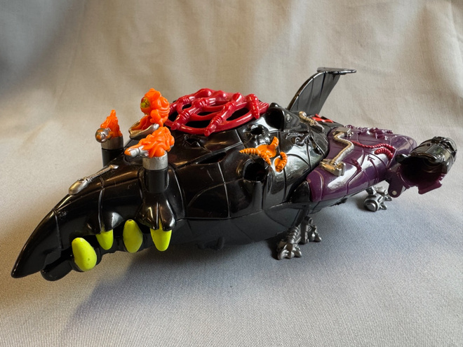 Mighty Max Dread Star Terror Talons