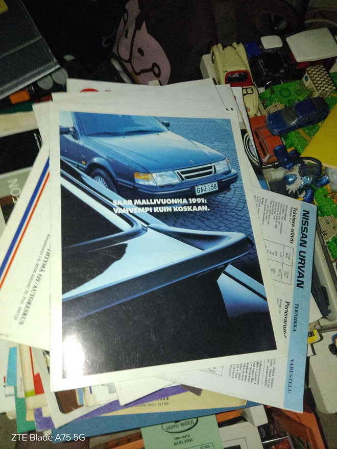 Saab esitteet 1980/1990