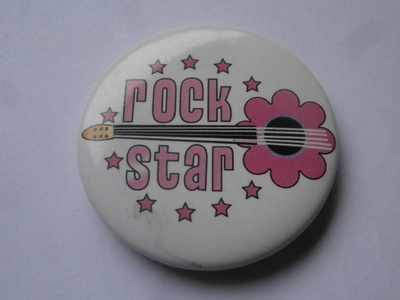 PINSSI 10. ROCK STAR