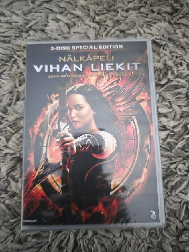 Nälkäpeli - Vihan liekit