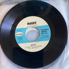 7" single Danny   Galileo Galilei/Noita                 VG - pikkukuva 2