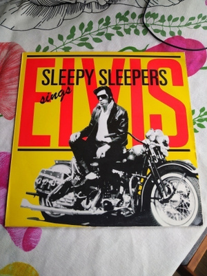 SLEEPY SLEEPERS - SINGS ELVIS