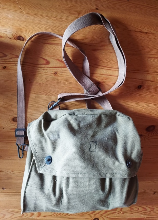 ARMEIJAN KAASUNAAMARI LAUKULLA
