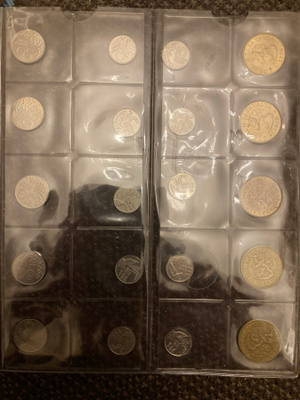 50 pennin kolikot (10 kpl ) & 10 pennin kolikot (10 kpl)